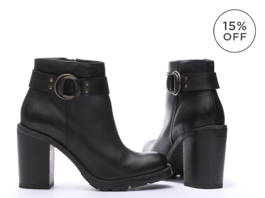 Crevo womens Fashion Boot Kathryn and high heel outsole construction